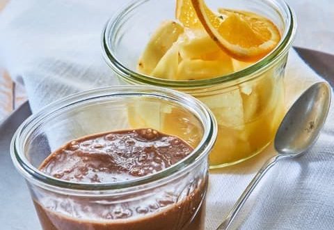 Ananas im Glas mit Schoko-Bananencreme