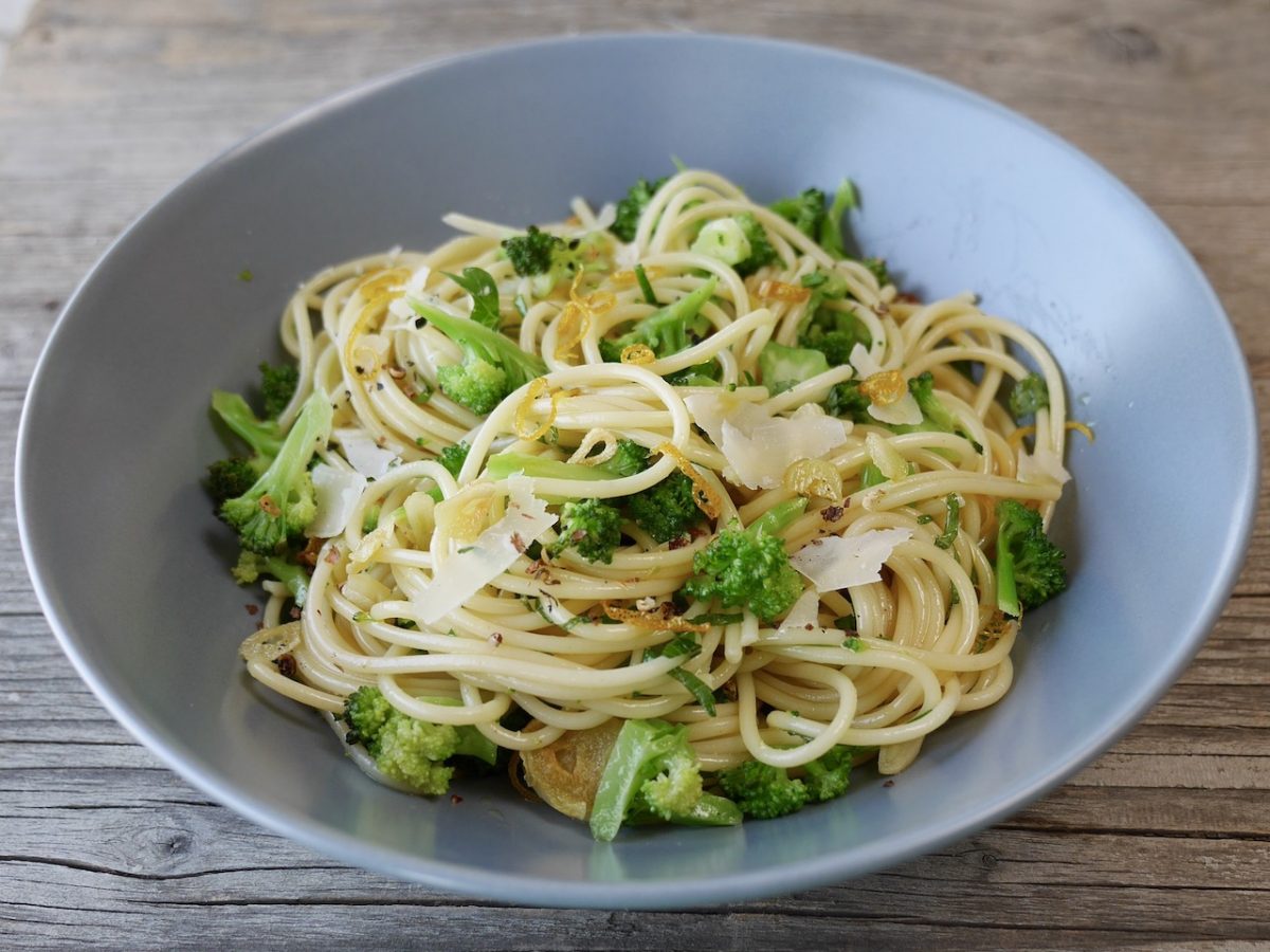 Brokkoli-Knoblauch-Zitronen-Spaghetti - Elisabeth Fischer kocht