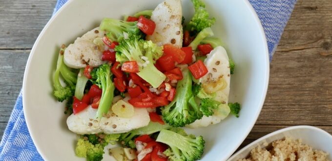orientalische Brokkoli-Fisch-Pfanne